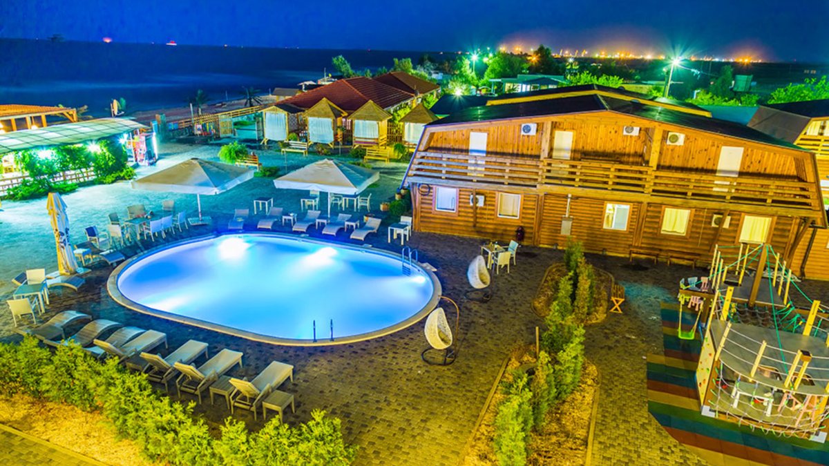 Отель FAMILYSPARESORT Голубицкая