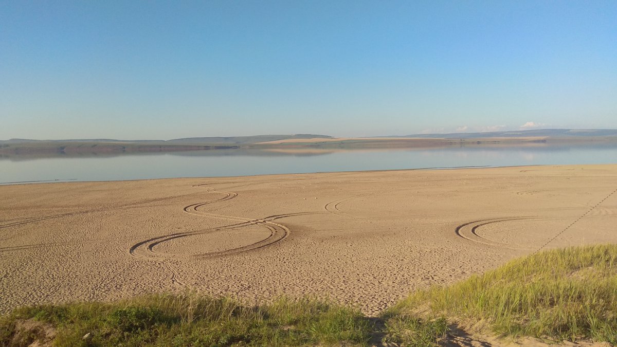 Золотые Пески Братское водохранилище