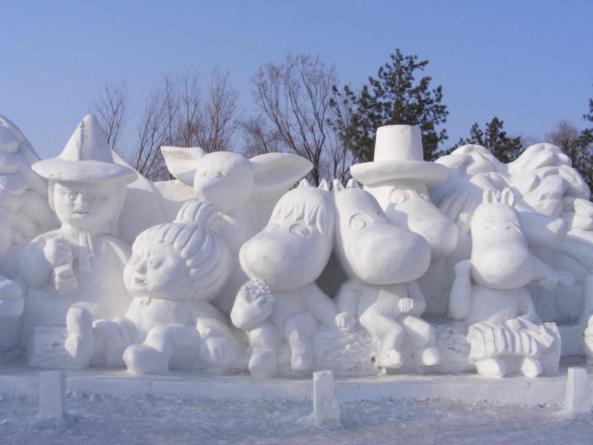 Фигуры из снега