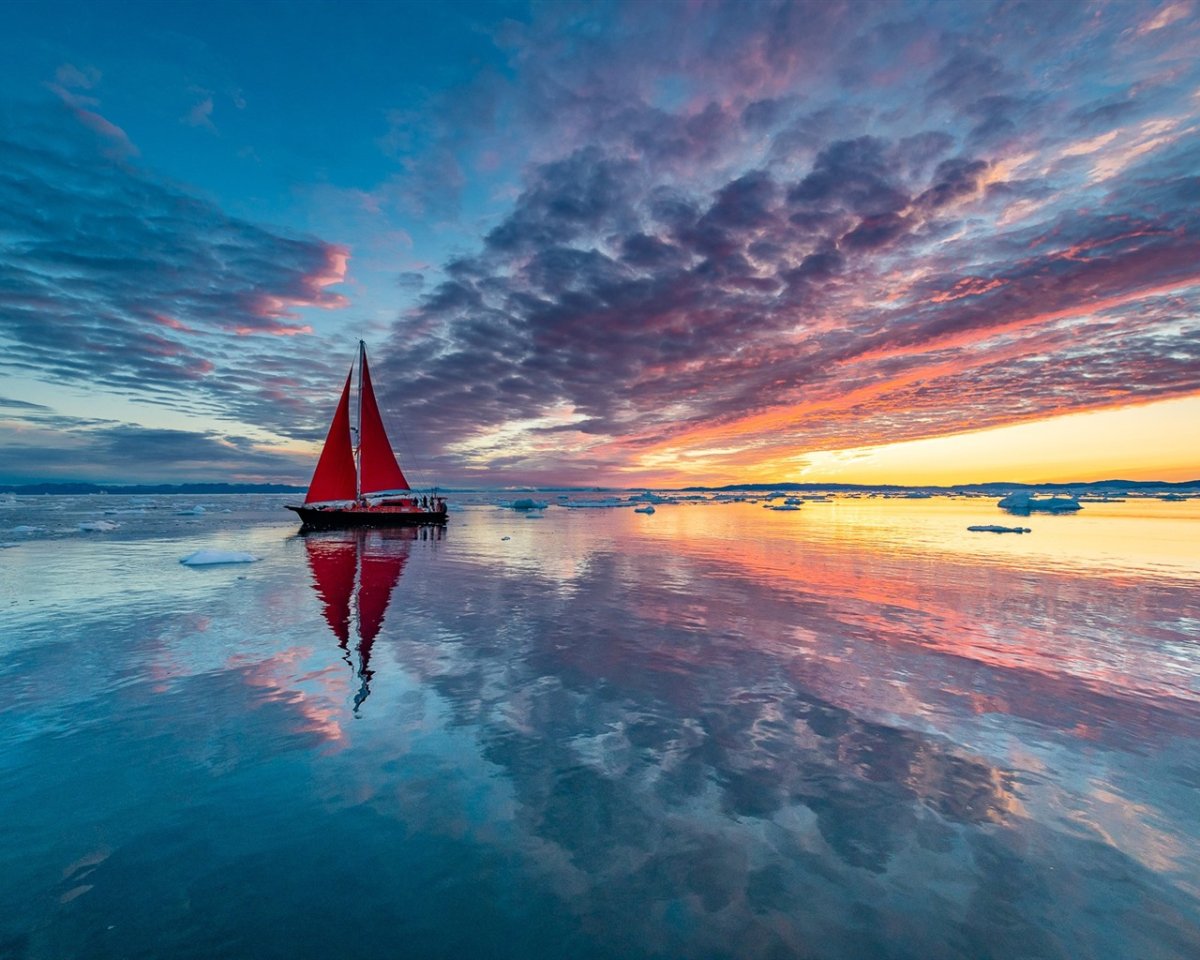 Рассвет на море