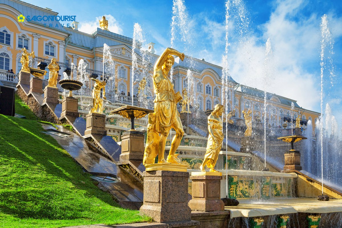 Санкт-Петербург Петродворец фонтаны