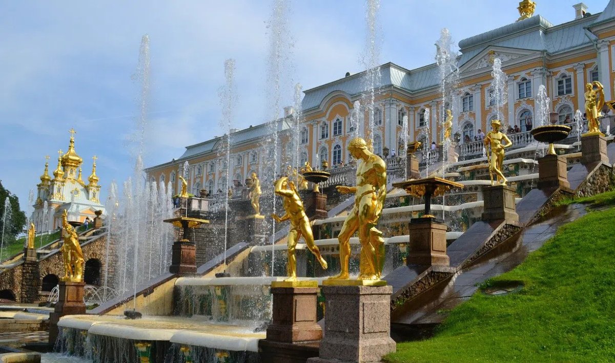 Фонтаны в Питере Петергоф