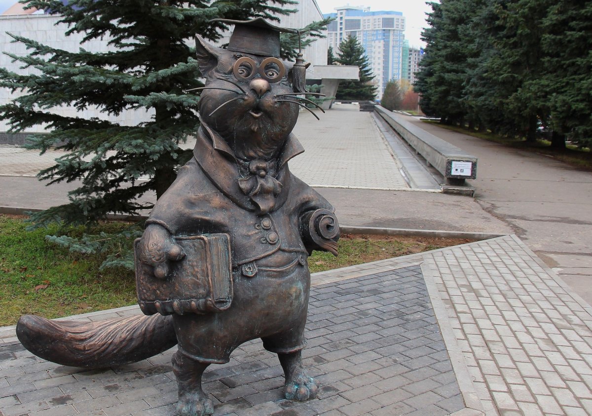 Памятник коту ученому в Обнинске