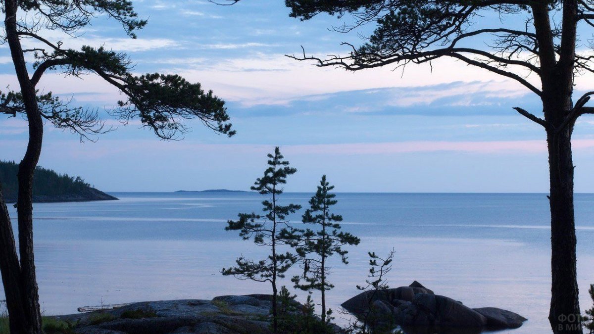 Берег Онега белое море