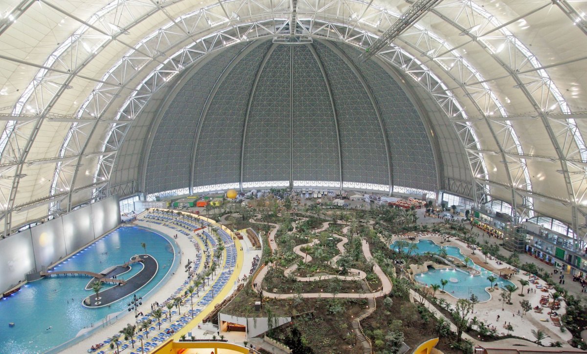 Seagaia Ocean Dome аквапарк