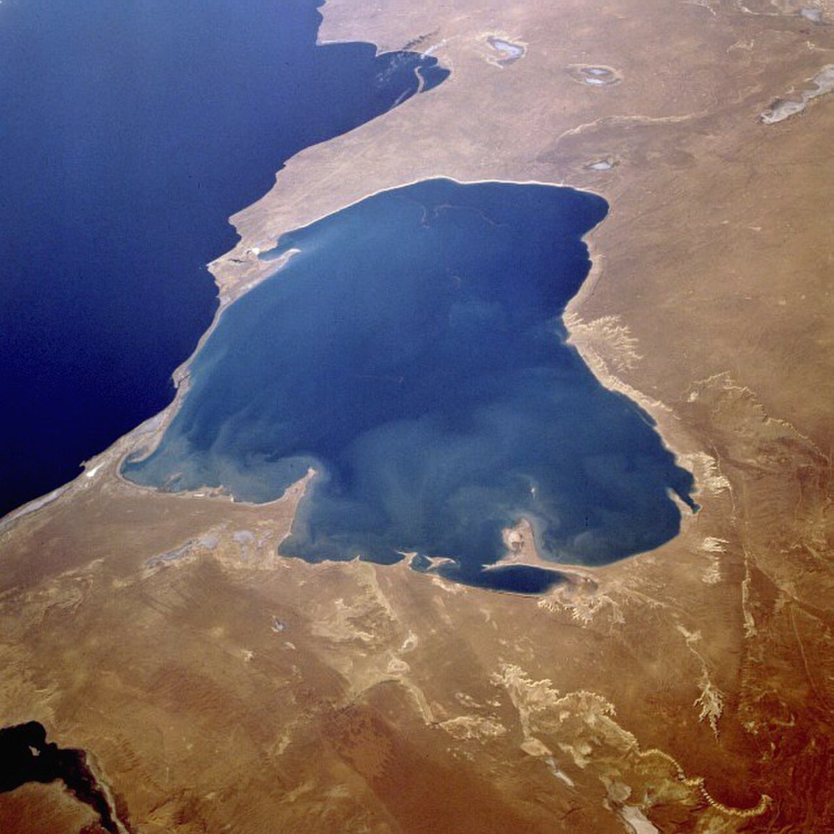 Каспийское море залив Кара-Богаз-гол