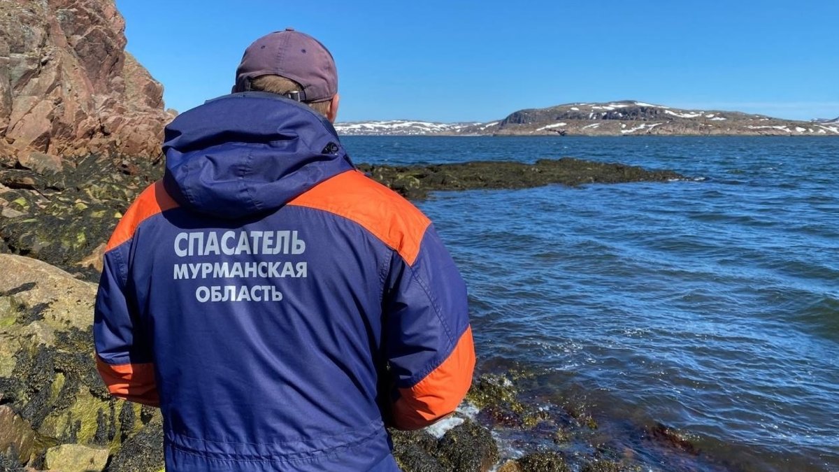 Спасатели на море