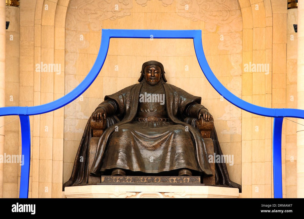 Рисунок памятник Чингисхану в Улан Баторе