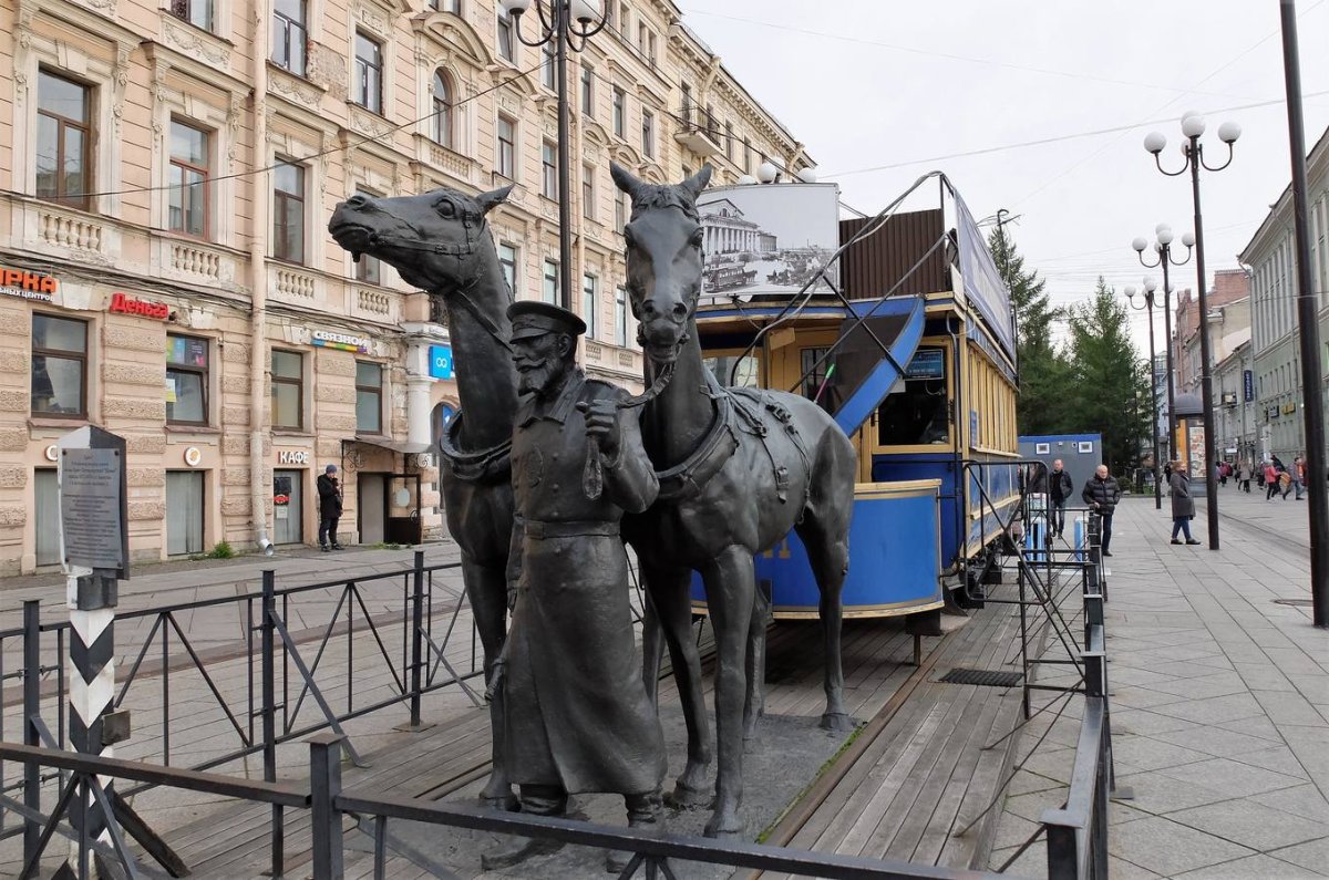 Памятник Конке на Васильевском острове
