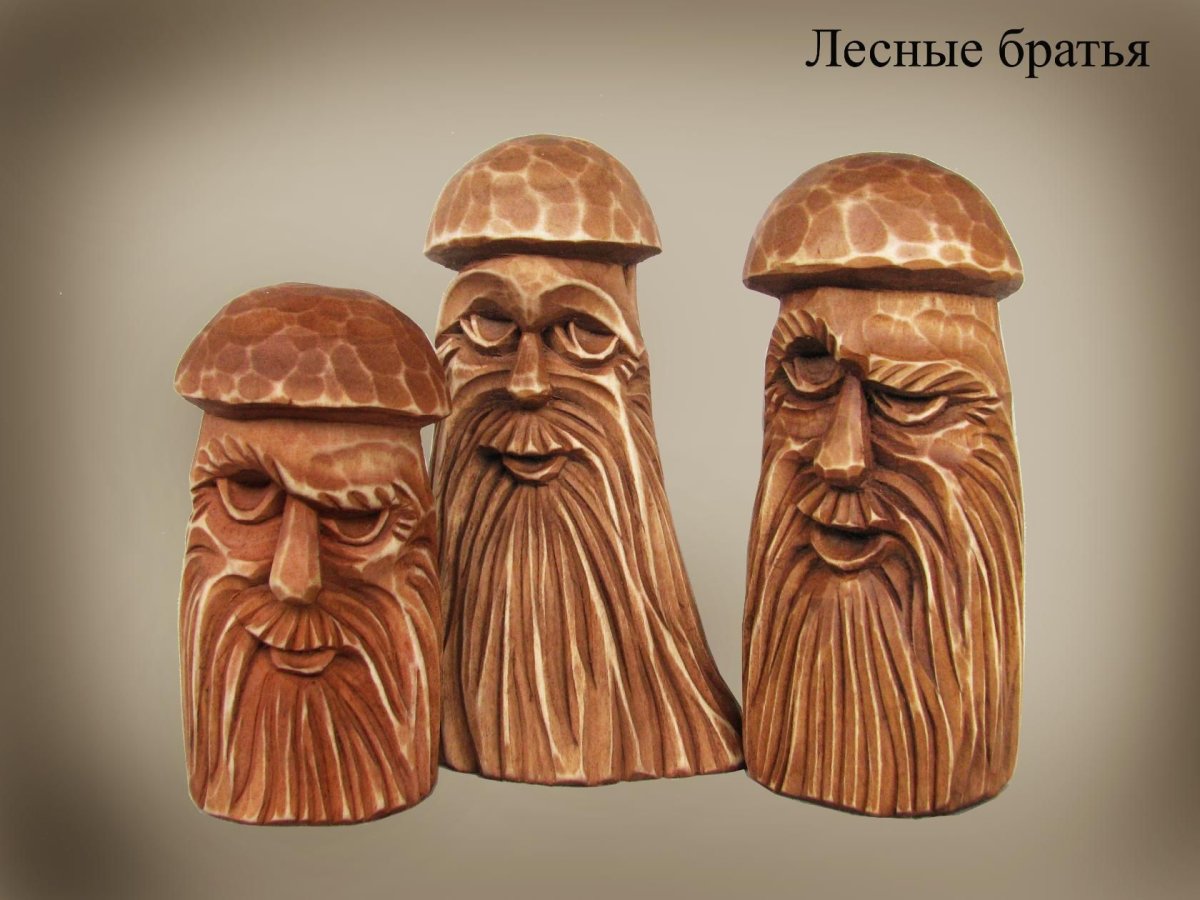Резьба бензопилой медведь