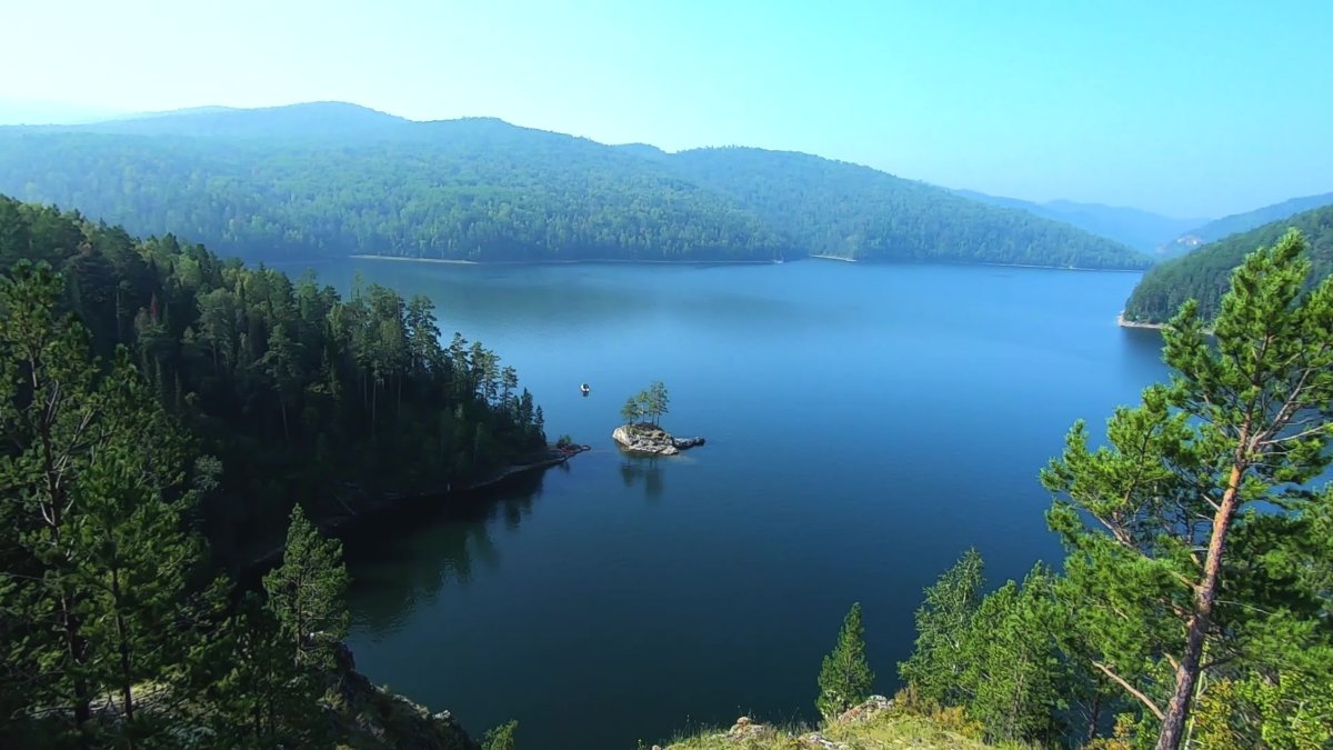 Залив Бирюса Красноярское море