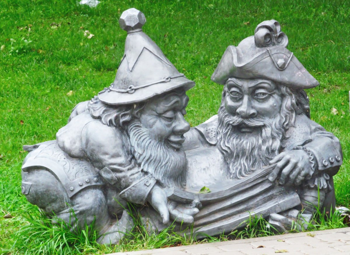 Сестрорецк памятник Гномы