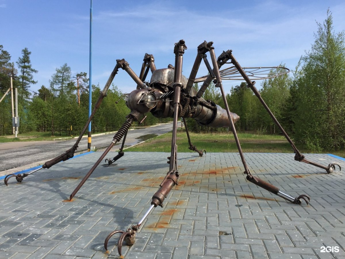 Памятник комару-нефтесосу, Ноябрьск