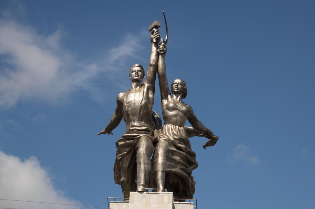 В. Мухина. Рабочий и колхозница. (Москва, 1937 г.)
