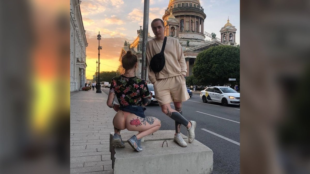 Снимки на фоне храмов
