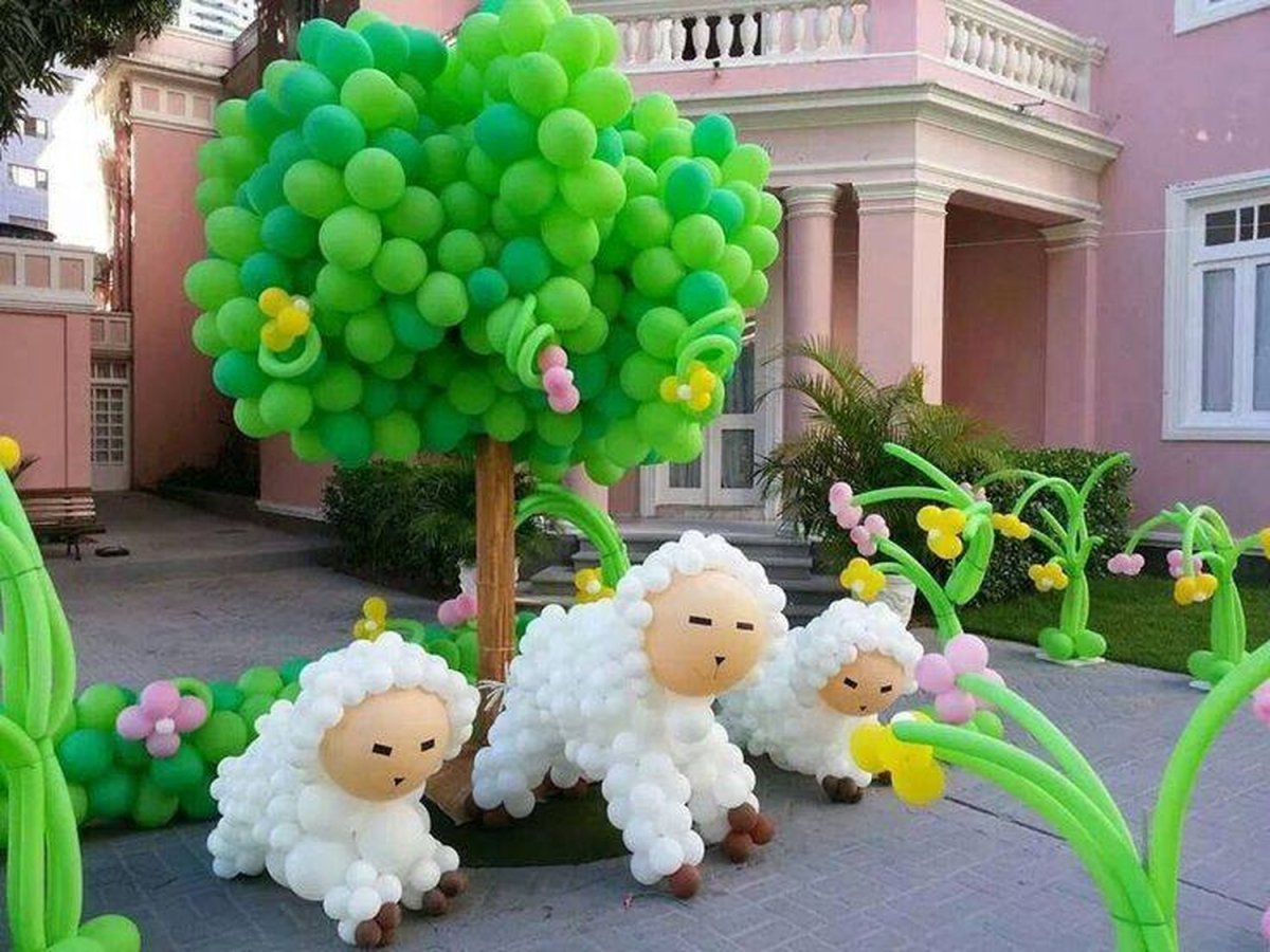 Дерево из шаров