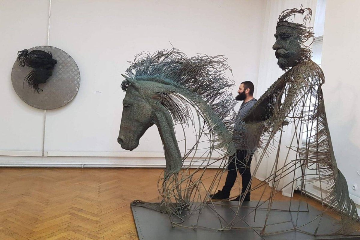 Дариус Хулеа скульптуры