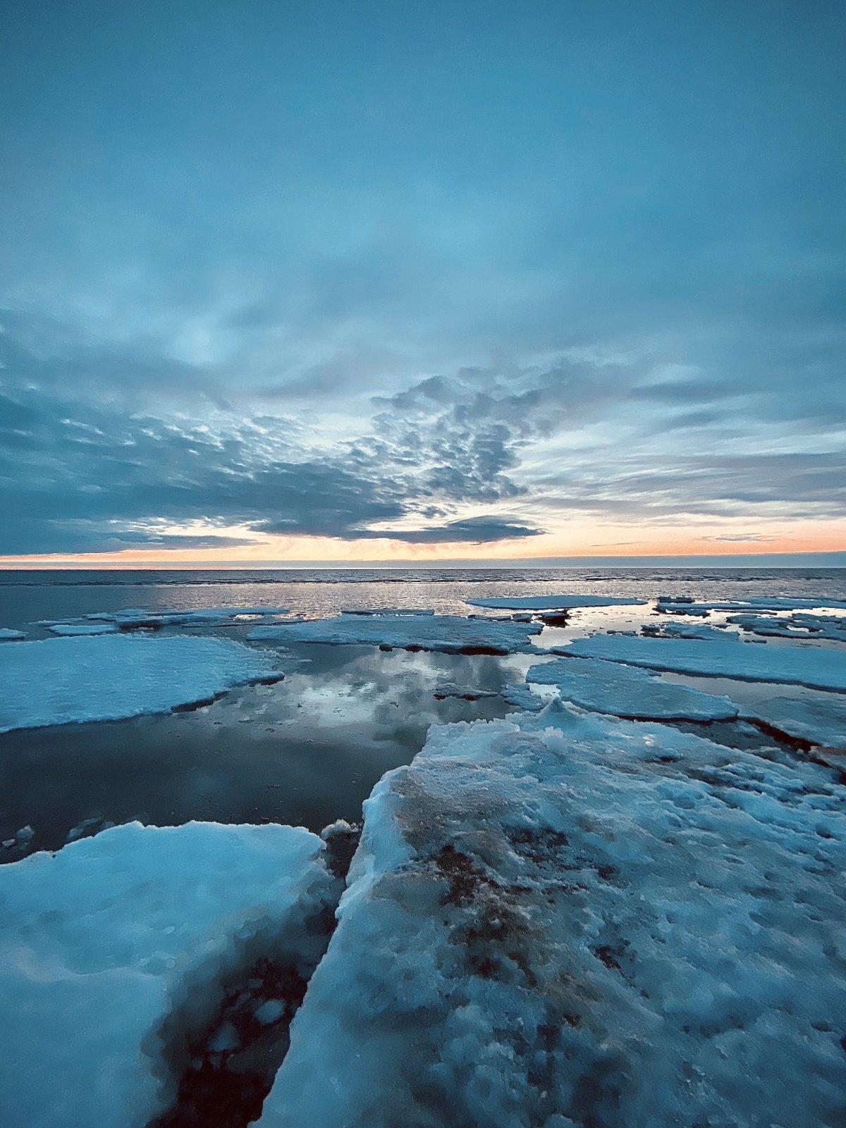 Белое море Торосы
