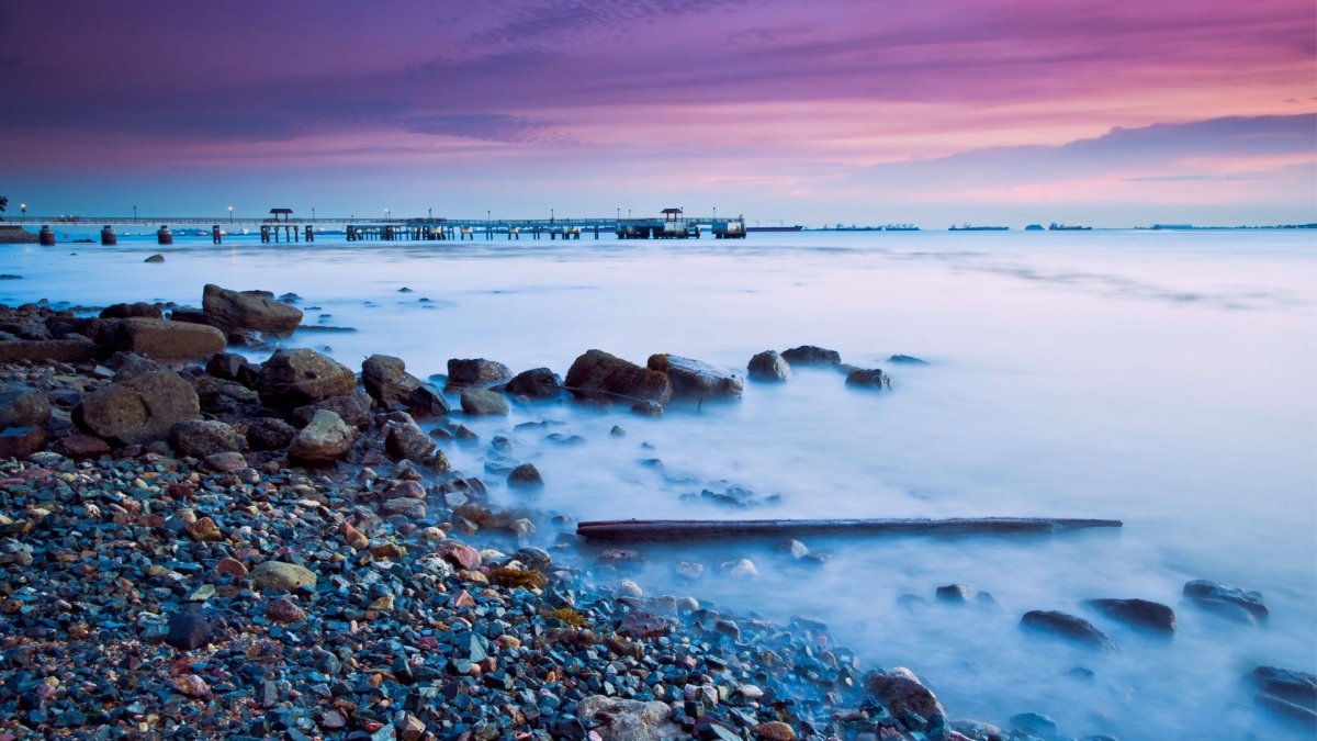 Море камни