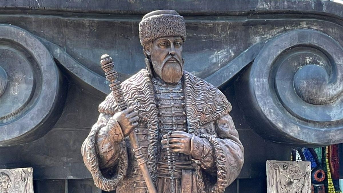 Зураб Церетели памятники