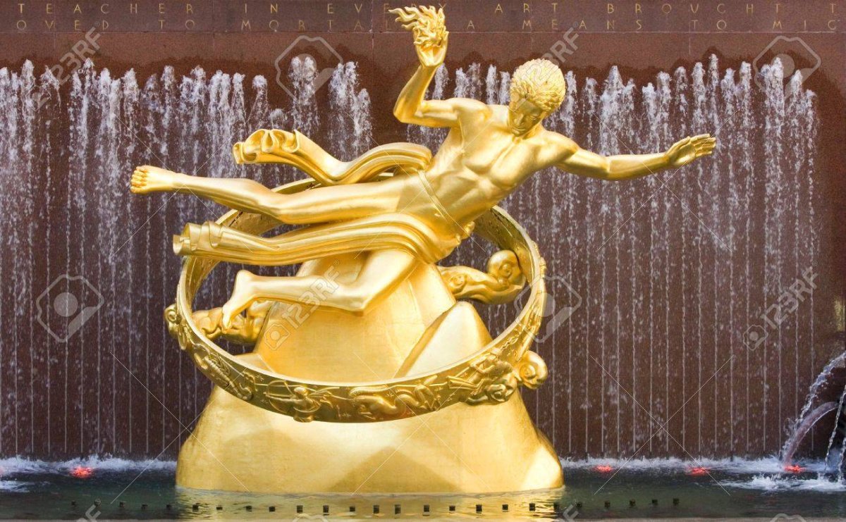 Статуя Прометея в Рокфеллер центре