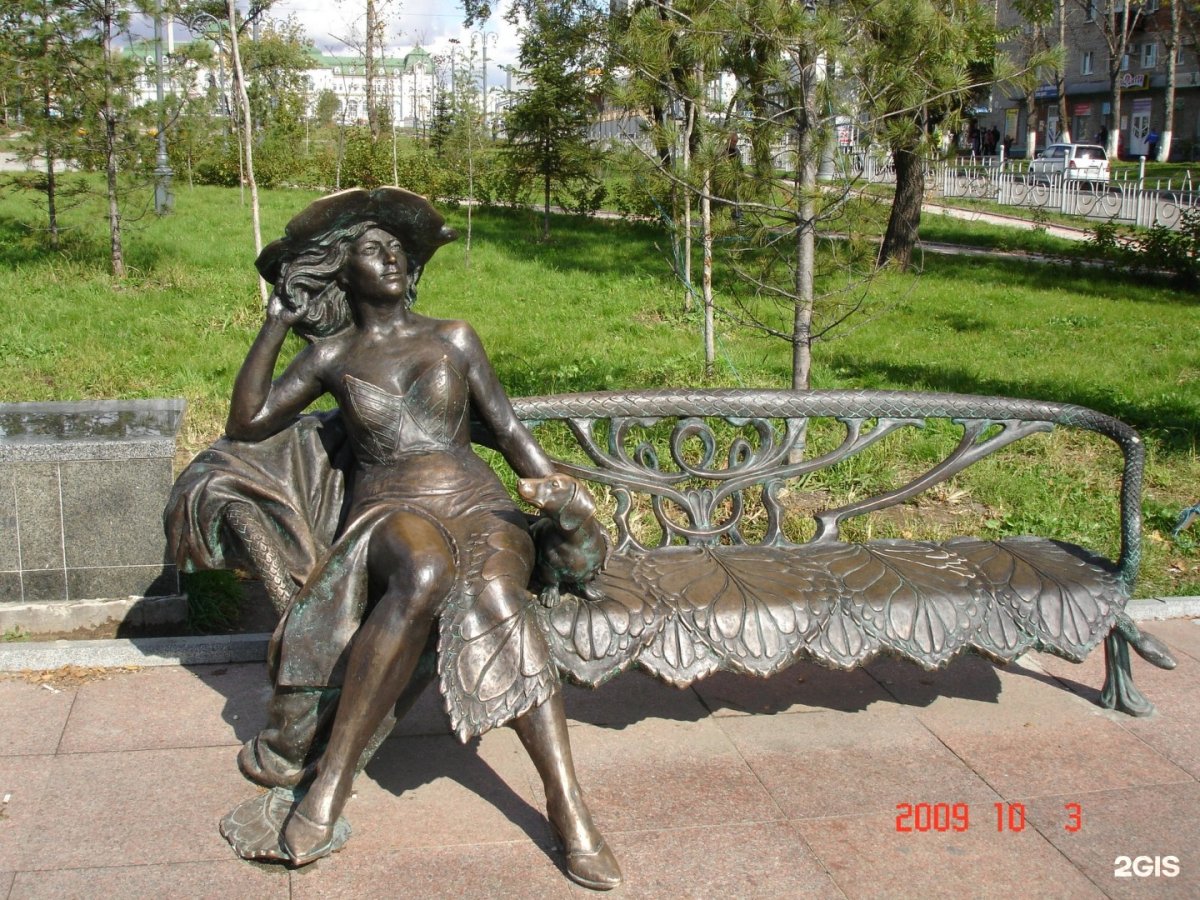 Дама с собакой Хабаровск