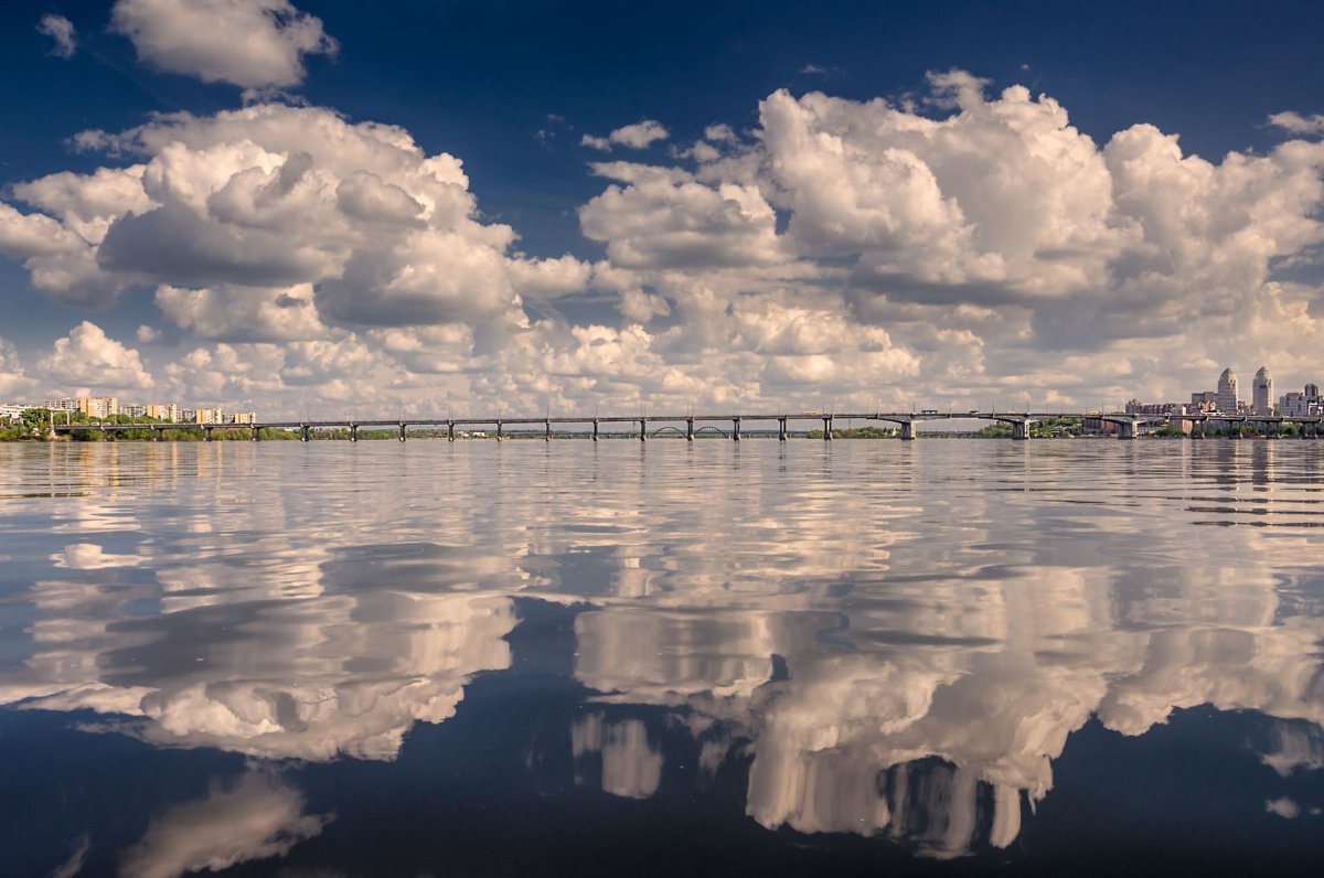 Река Днепр на Украине