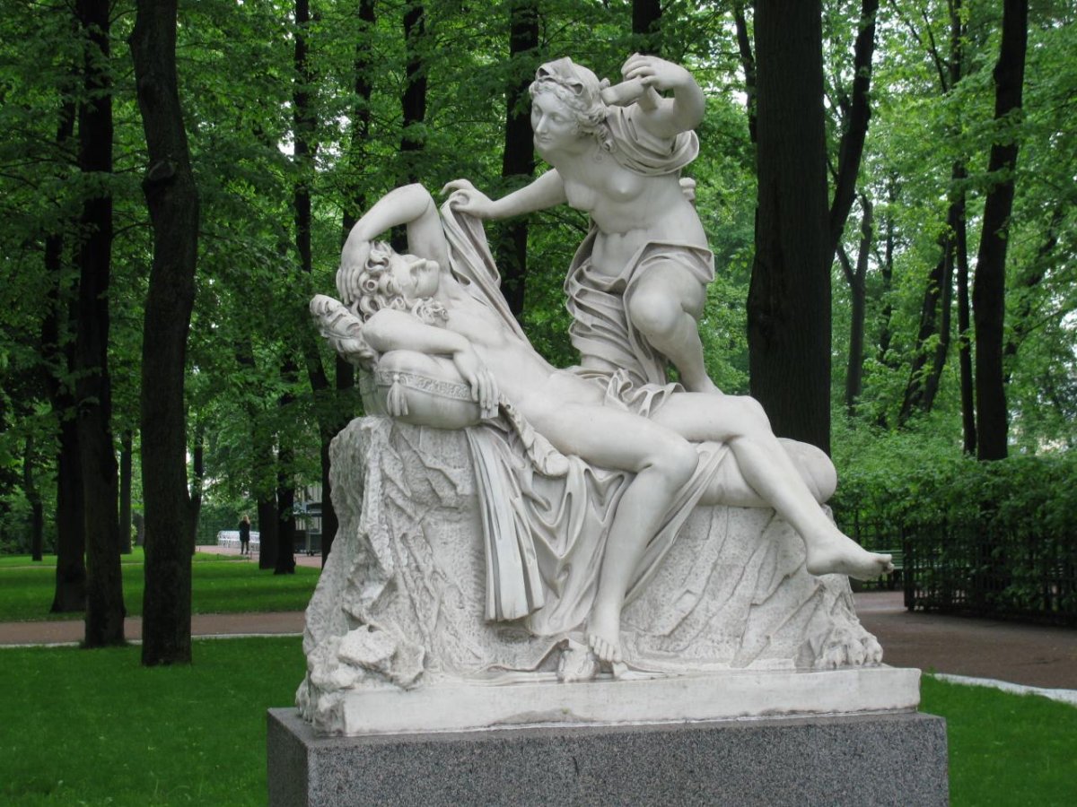 Минерва летний сад