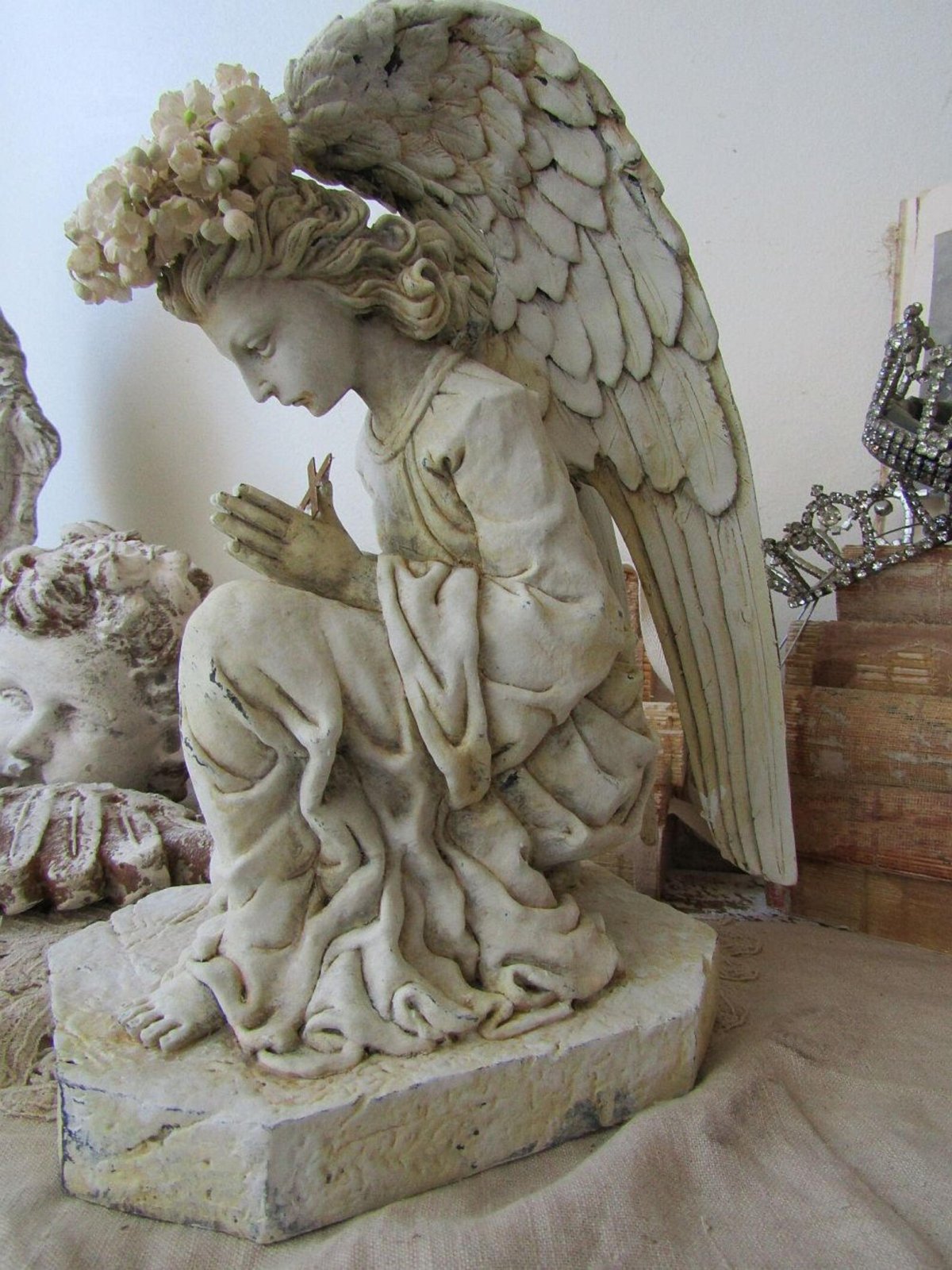 The Guardian Angel статуя
