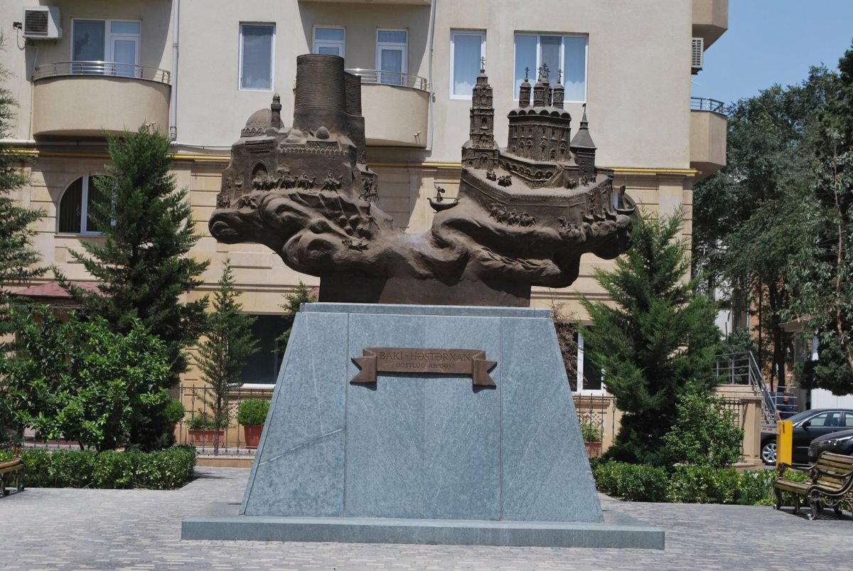 Скульптор Натиг Алиев