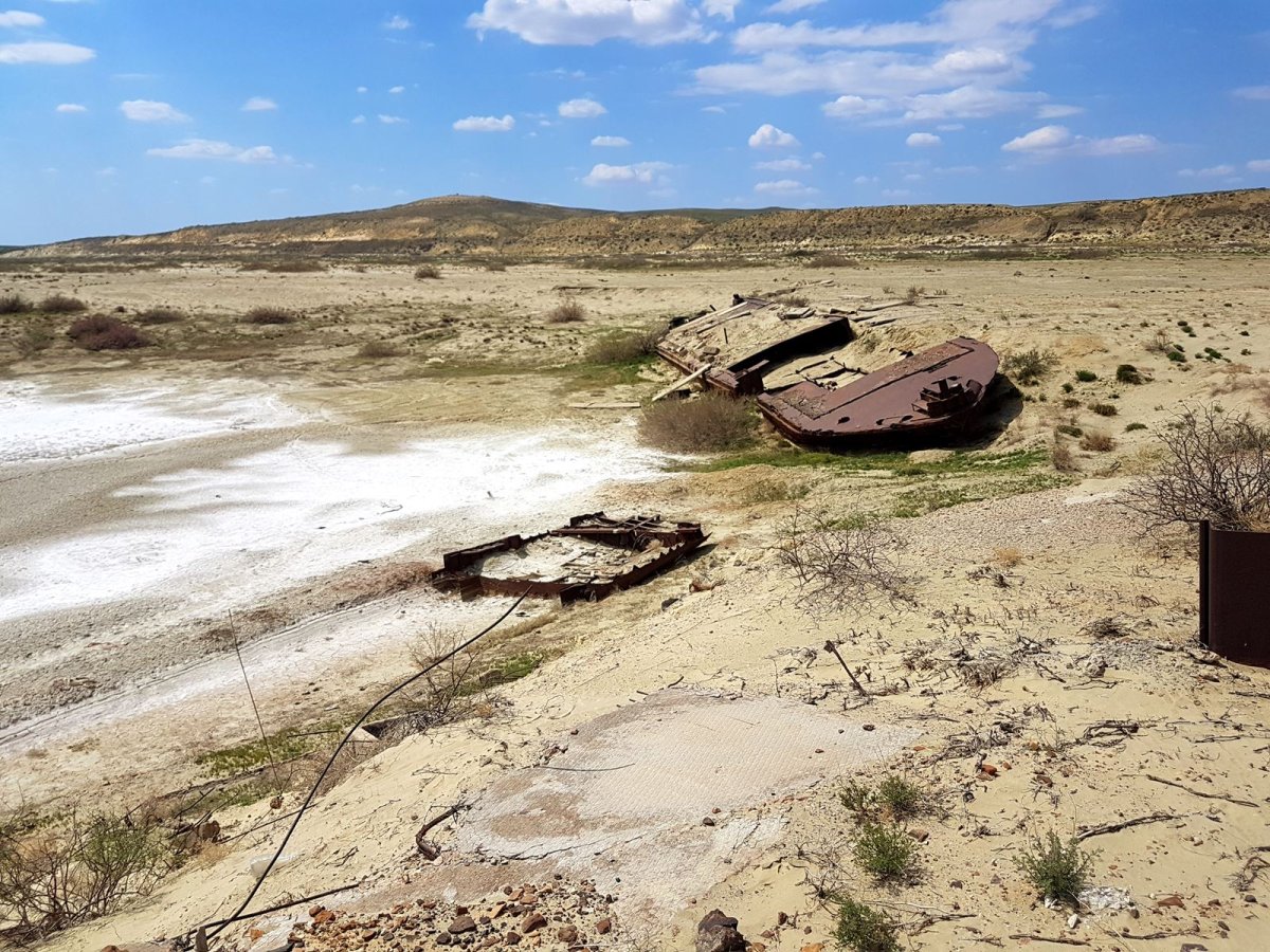 Высохшее Аральское море Казахстана.