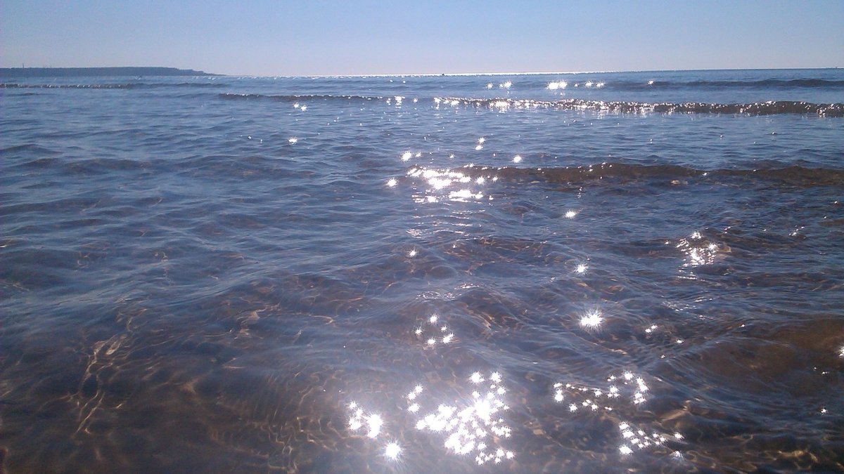 Искрящееся море