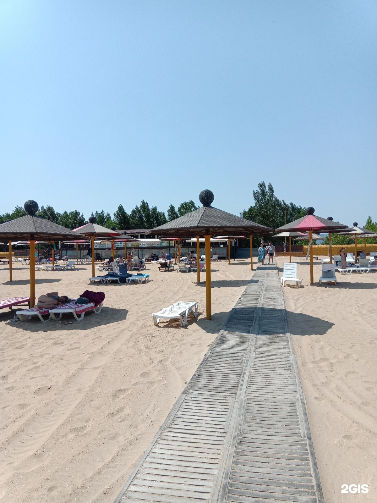 Пляж Джами в Махачкале