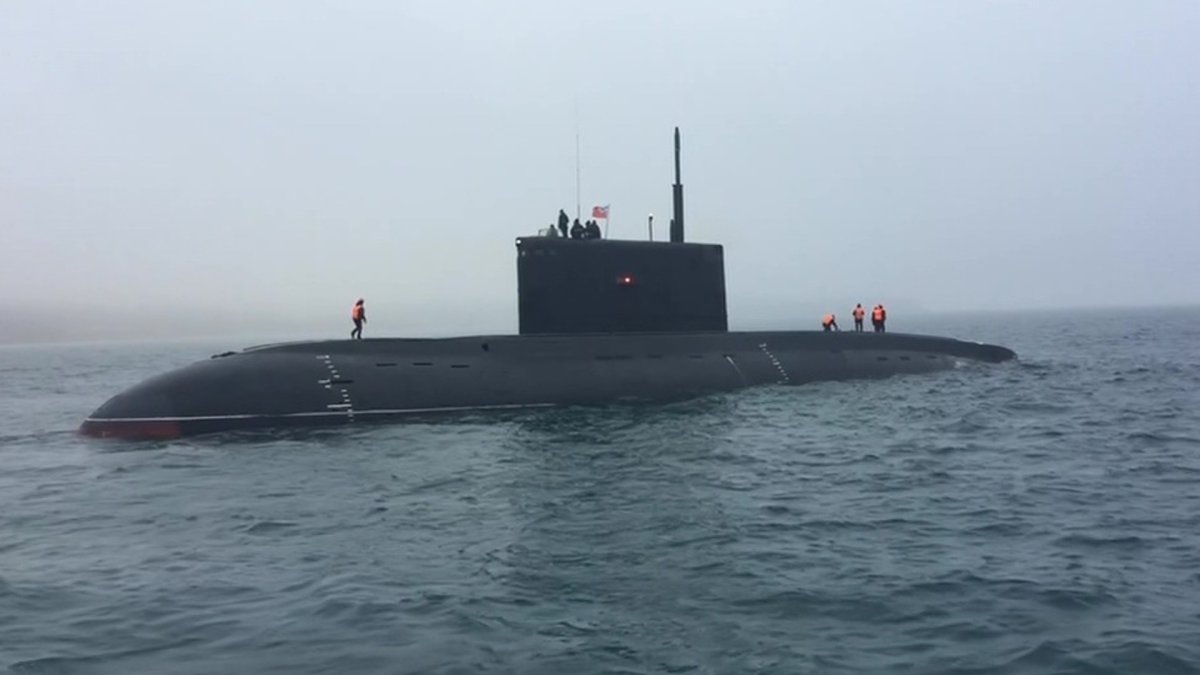 Дизель электрическая подводная лодка 677 Лада