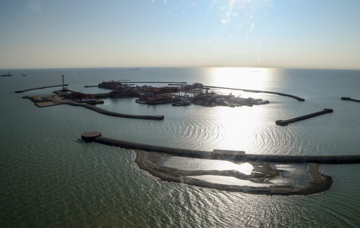 Каспийское море Кашаган острова а