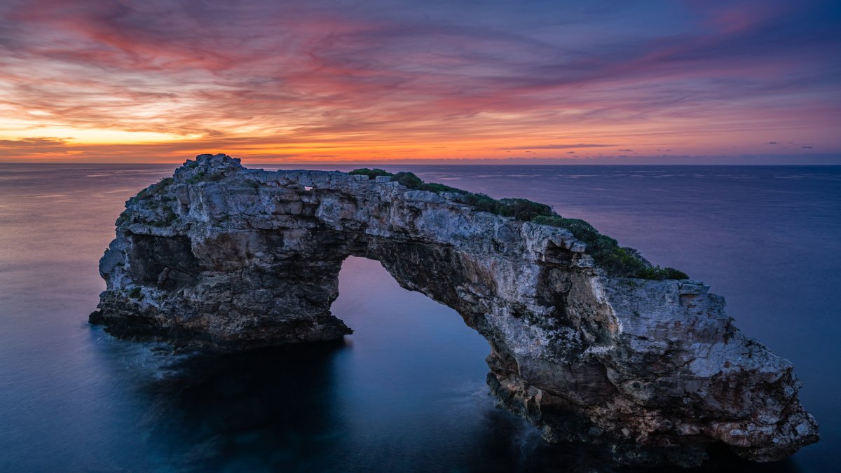 Балеарское море