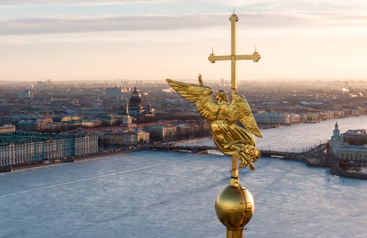 Петропавловский собор Санкт-Петербург ангел на шпиле