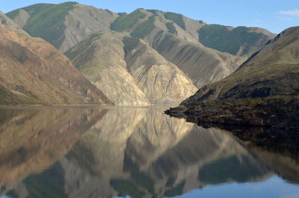 Саяно-Шушенское водохранилище Тыва