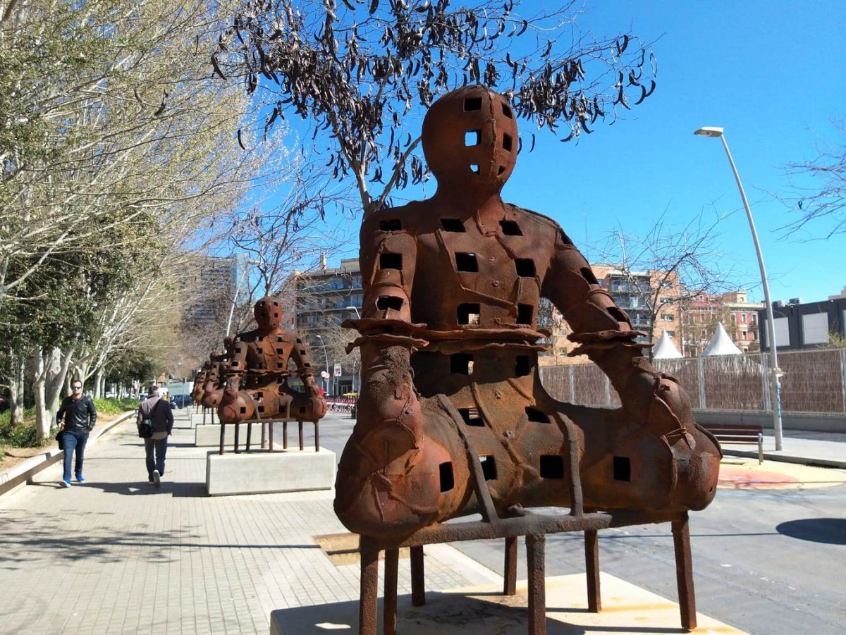 Уличная скульптура