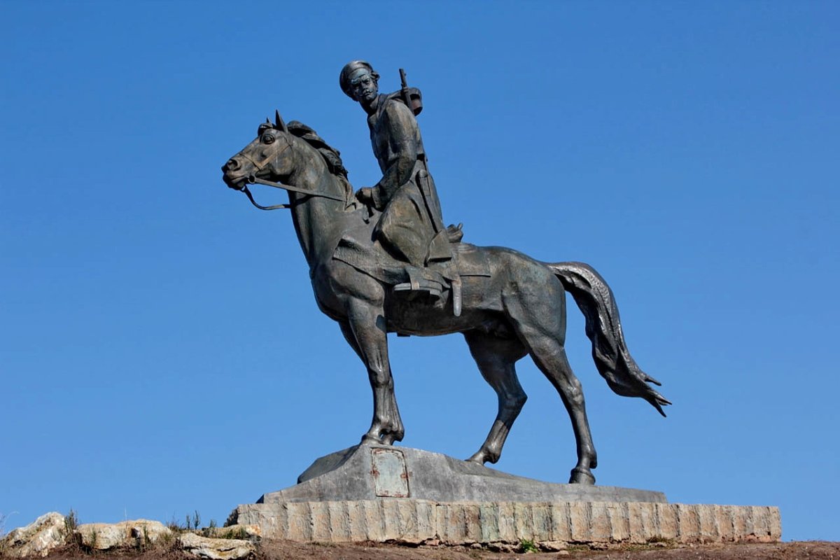 Памятник казакам Тихого Дона Вешенская