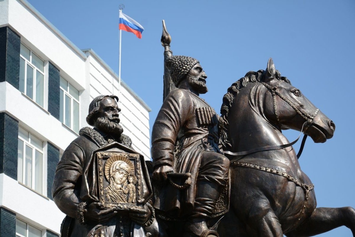 Памятник Хоперским казакам