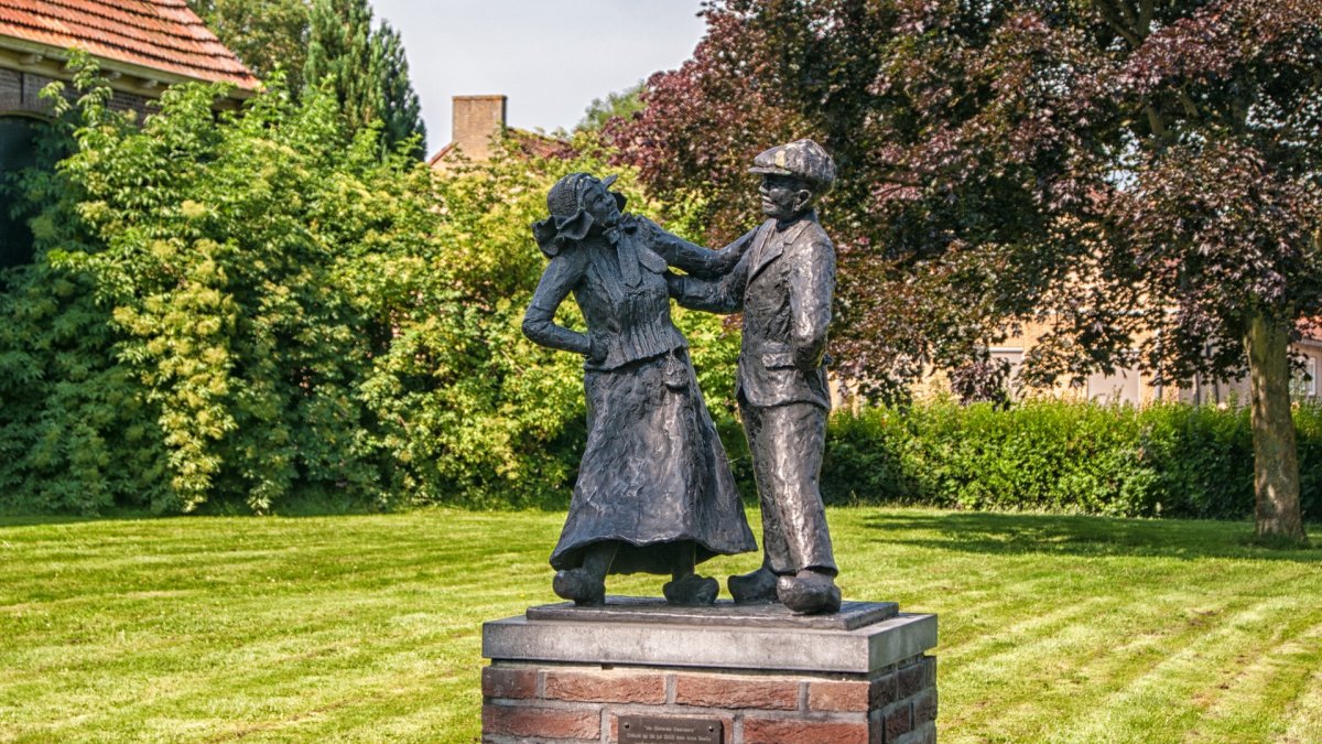 Old Statue Garden
