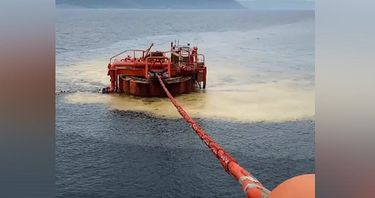 Разлив нефти в Новороссийске 2021
