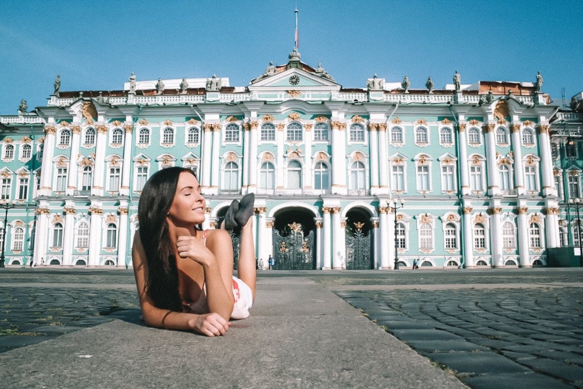 Красивые девушки Петербурга