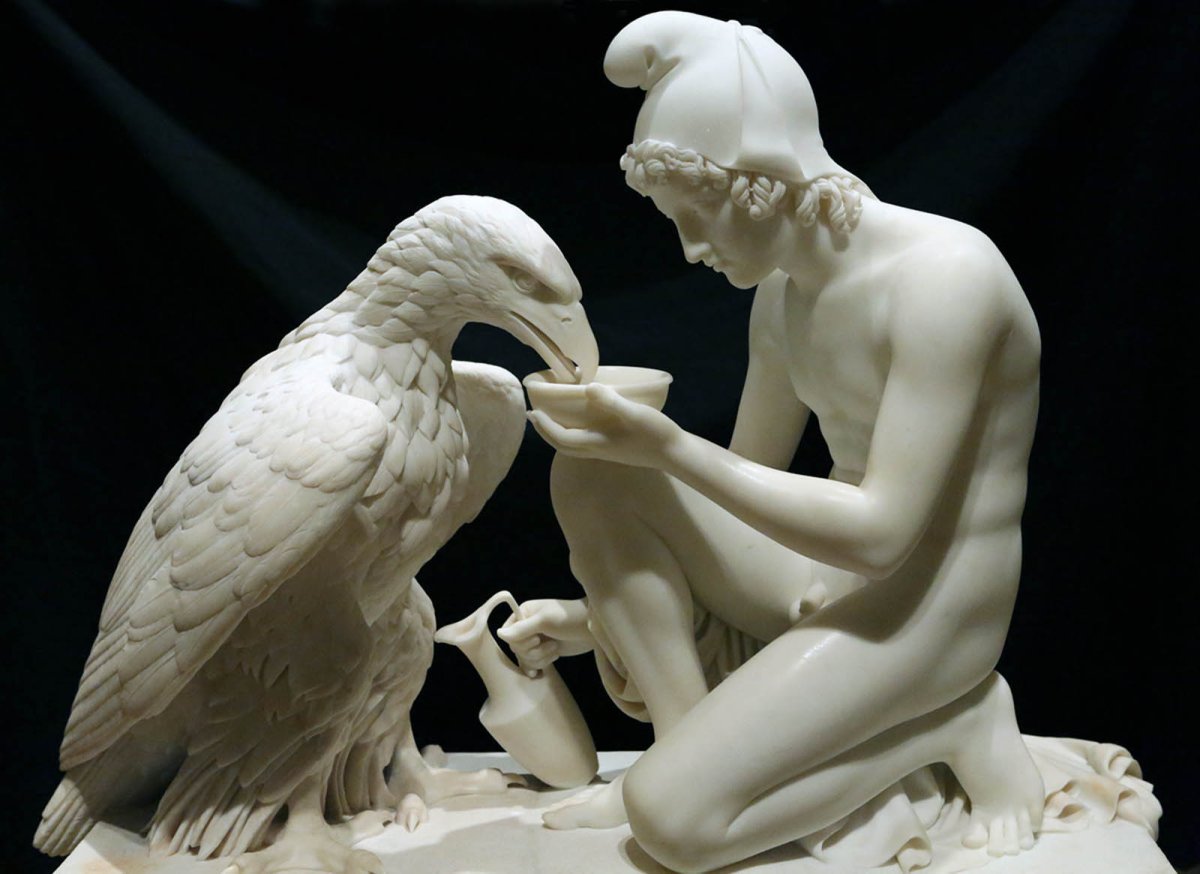 Бертель Торвальдсен. «Ганимед, кормящий Зевесова орла» (1817).
