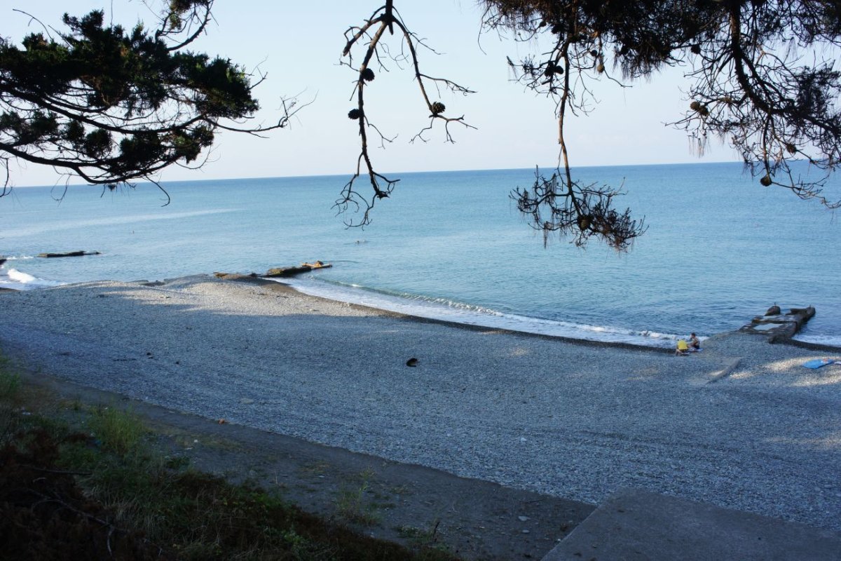 Берег моря Головинка