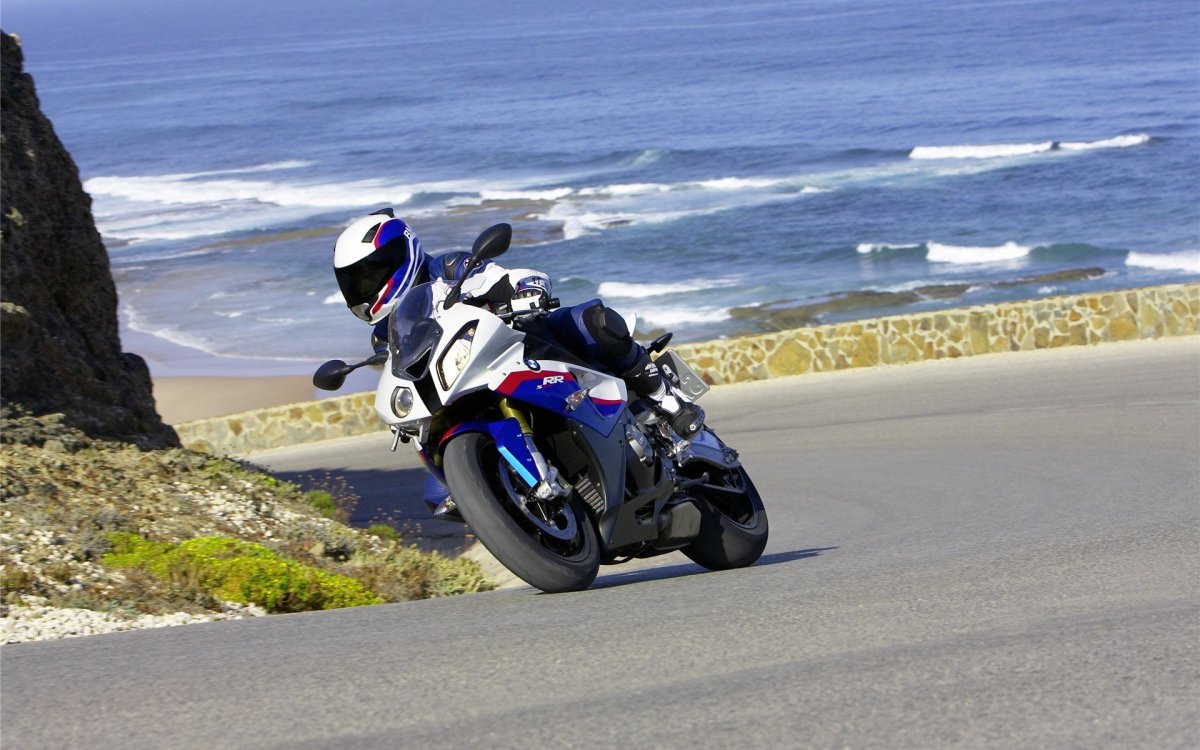 BMW s1000rr скорость