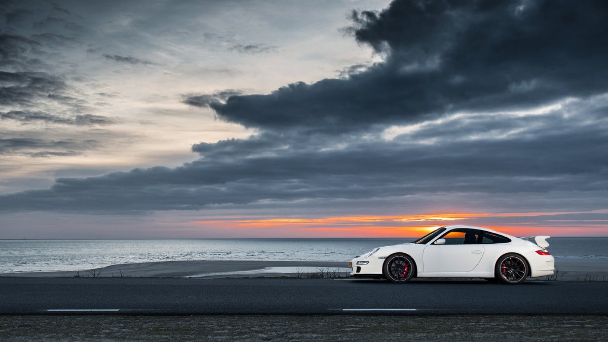 Porsche 997 gt4 на закате