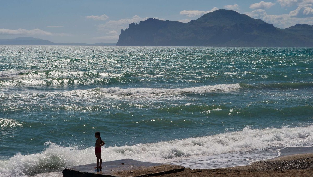 Море в Крыму в июле