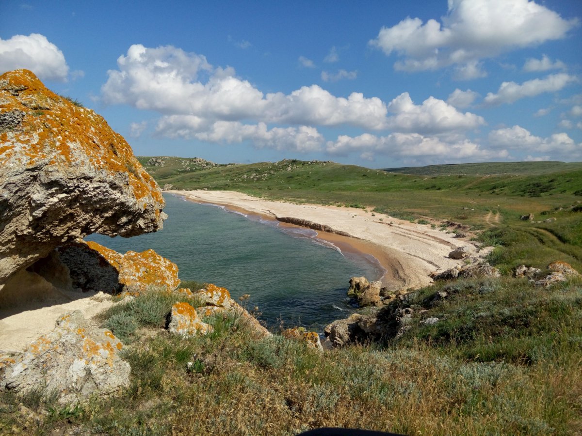 Крым скала-арка Генеральские пляжи